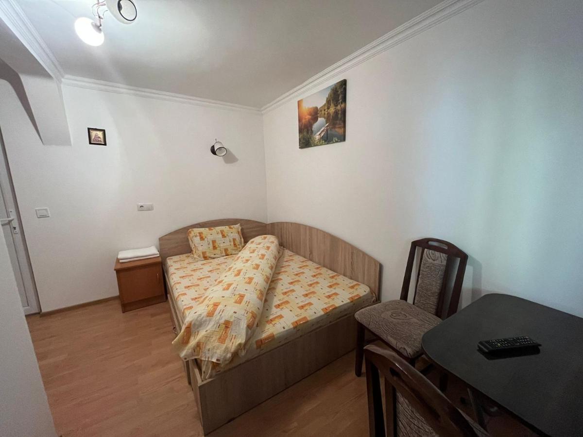 Casa Dina Hotel Băile Herculane Eksteriør billede