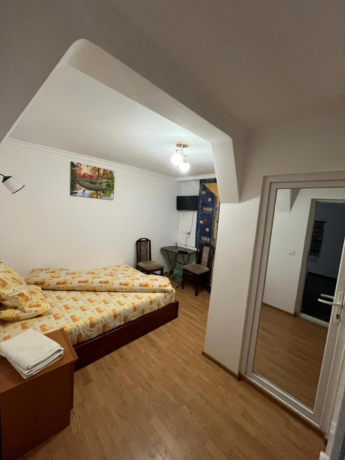 Casa Dina Hotel Băile Herculane Eksteriør billede